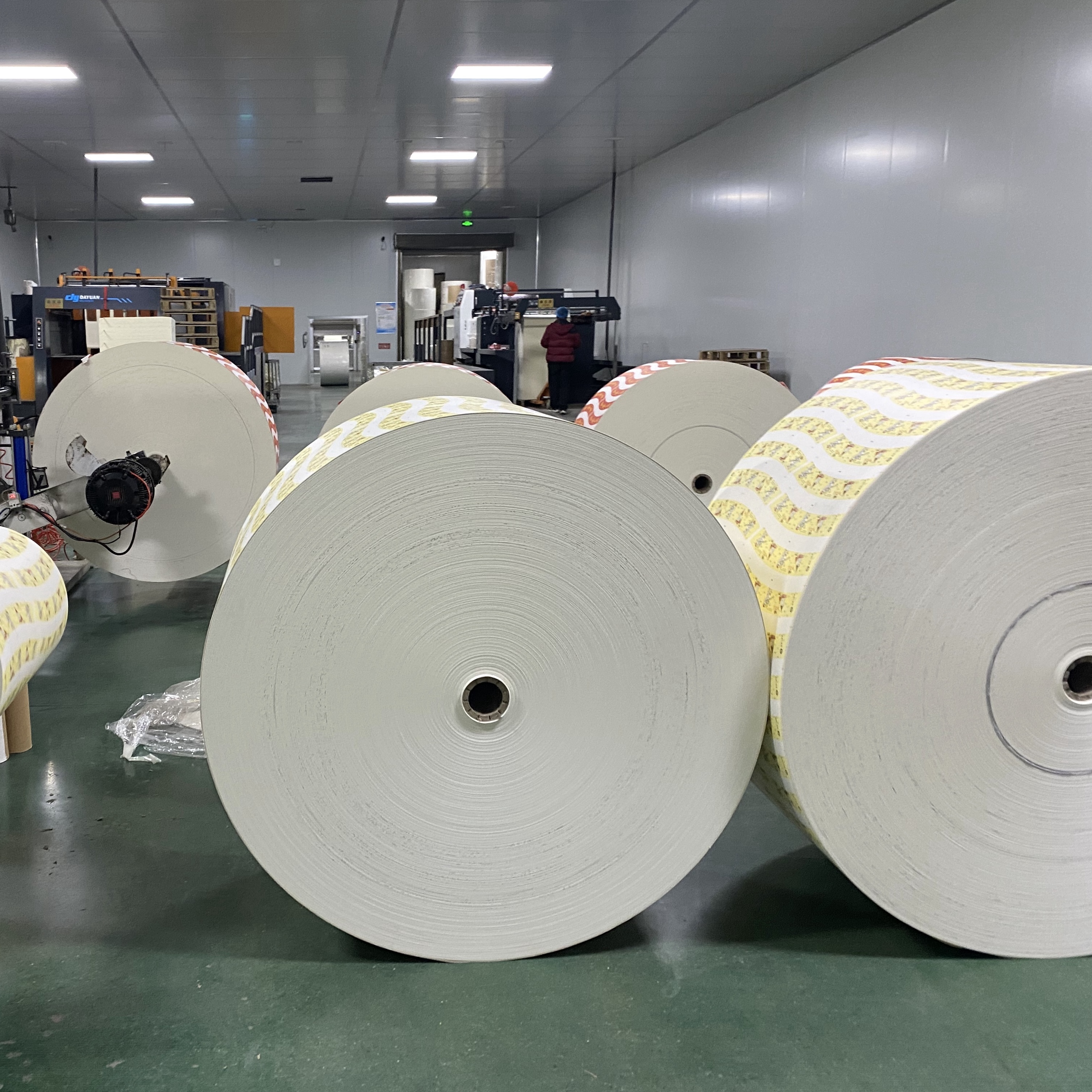 Materias primas para vasos de papel de calidad alimentaria